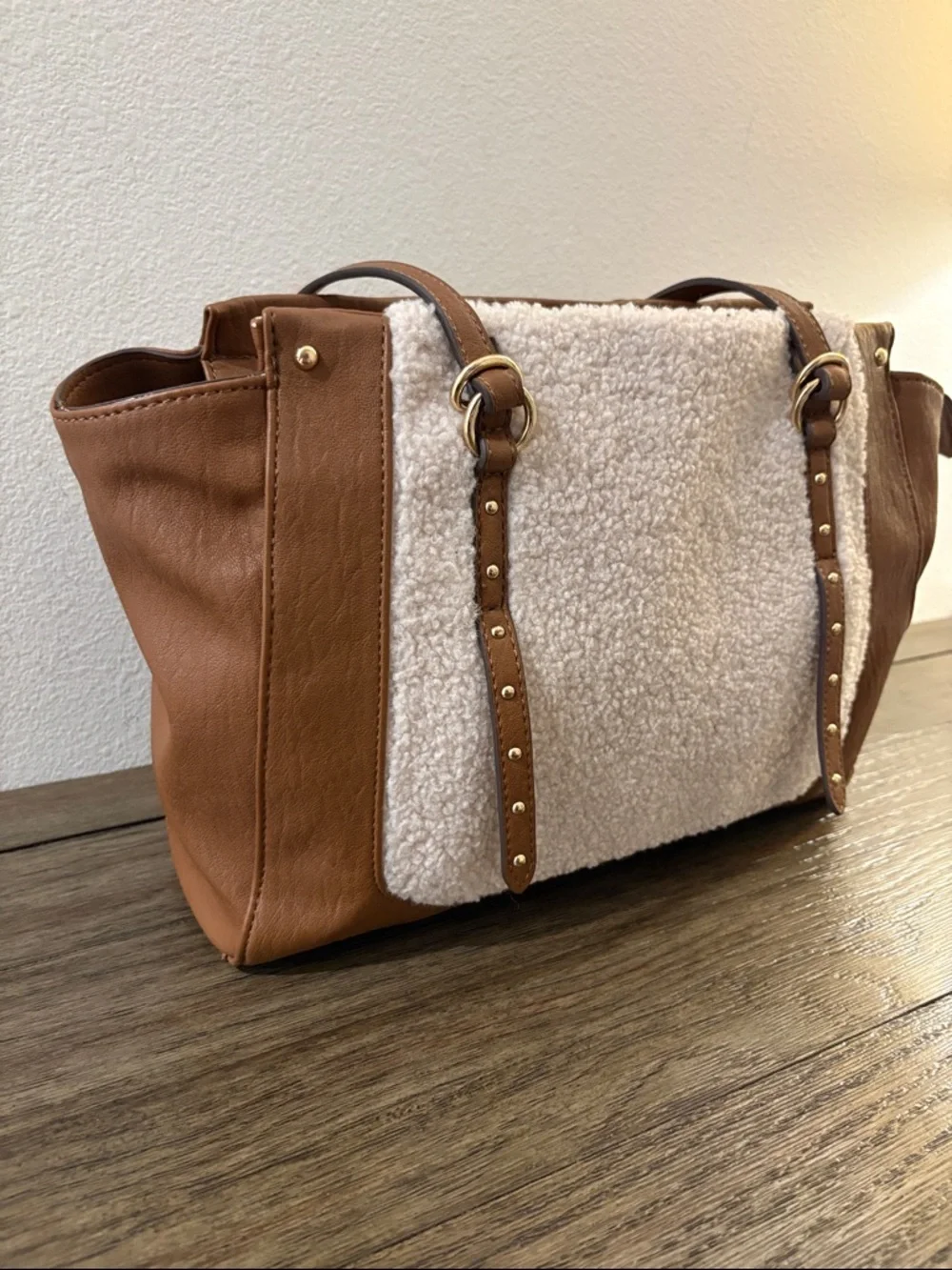 EUC [Jessica Simpson] Vienna Vegan Leather Sherpa Tote Shoulder Bag Purse - Picture 6 of 16